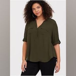 NWOT Torrid Harper Georgette 3/4 Sleeve Blouse, Amber Olive, Size 2